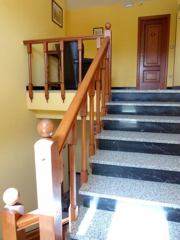 Hostal Chiquin Tapia De Casariego Buitenkant foto